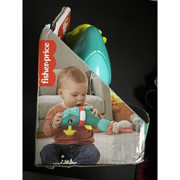Fisher-Price Paradise Pals Baby Toy Activity Shark 6 Mos+ Fine Motor Skills NEW - Picture 4 of 12